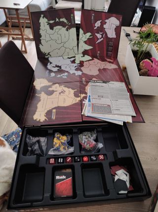 Risk: El Juego de Conquista Estratégica