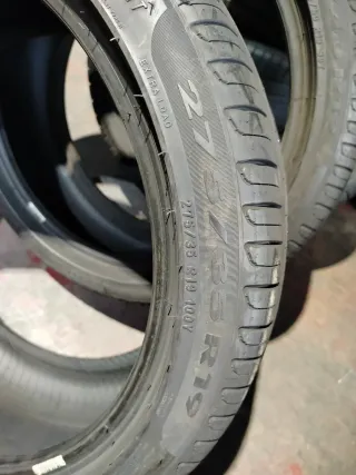 Neumáticos Pirelli 275/35 R19 100Y