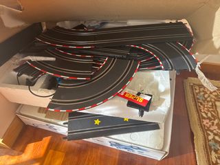 Pista Scalextric carrera go de F1 y Mario Kart