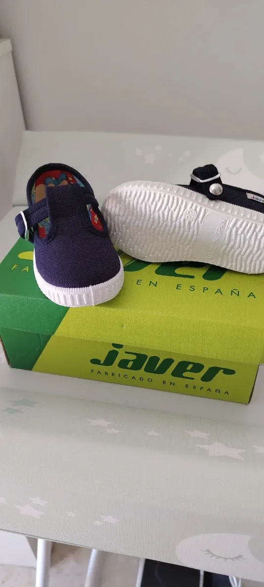Zapatillas bebé Javer Talla 22 Azul Sin Estrenar