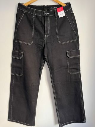 Pantalón Cargo Negro Talla L