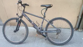 Bicicleta de Montaña B'TWIN