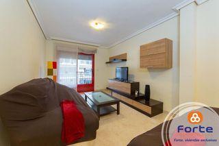 Piso en alquiler en Ciudad Jardín - Zoco en Córdoba