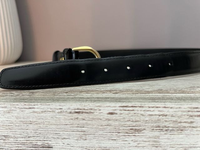 Cinturón Lottusse Piel Negro Hebilla Dorada