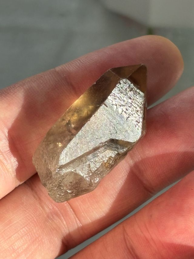 Punta de Citrino Natural