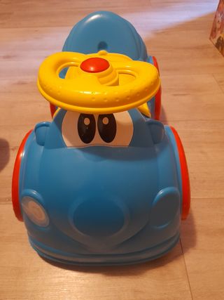 Macchinina cavalcabile Chicco