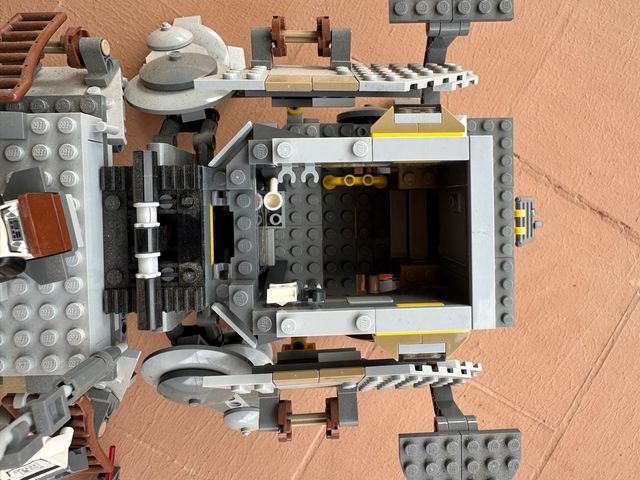 LEGO Star Wars Captain Rex's AT-TE 75157