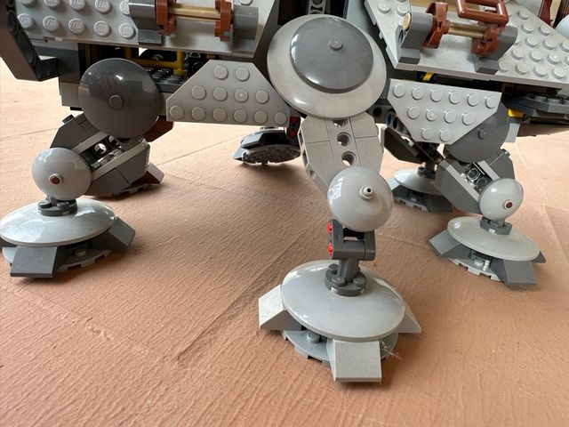 LEGO Star Wars Captain Rex's AT-TE 75157