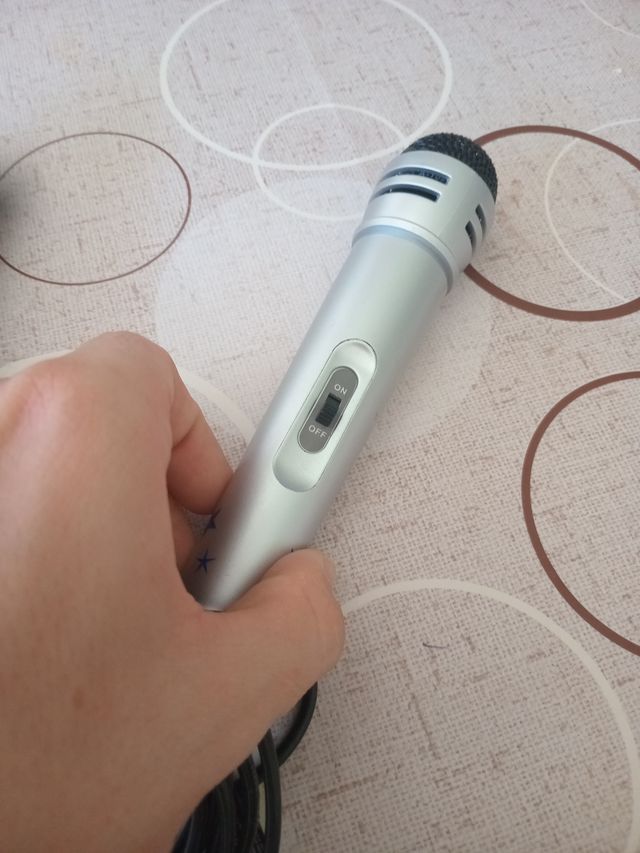 2 Micrófonos con 2 protectores