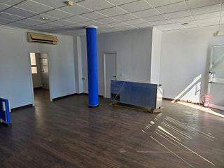 Local comercial en alquiler en Marchena