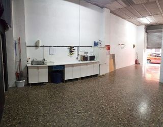 Local comercial en venta en Benetússer