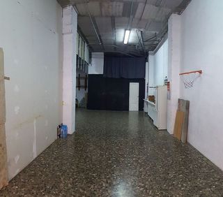 Local comercial en venta en Benetússer