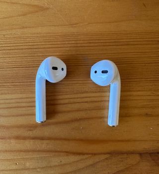 Apple AirPods 2ª Gen
