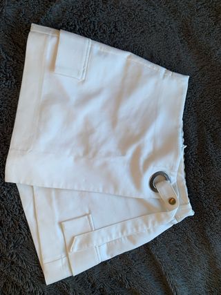 Falda pantalón blanca