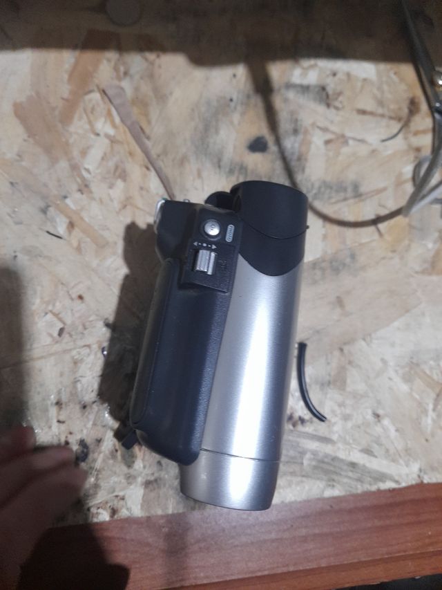 Videocamera Samsung 33x Zoom Digitale 1200x