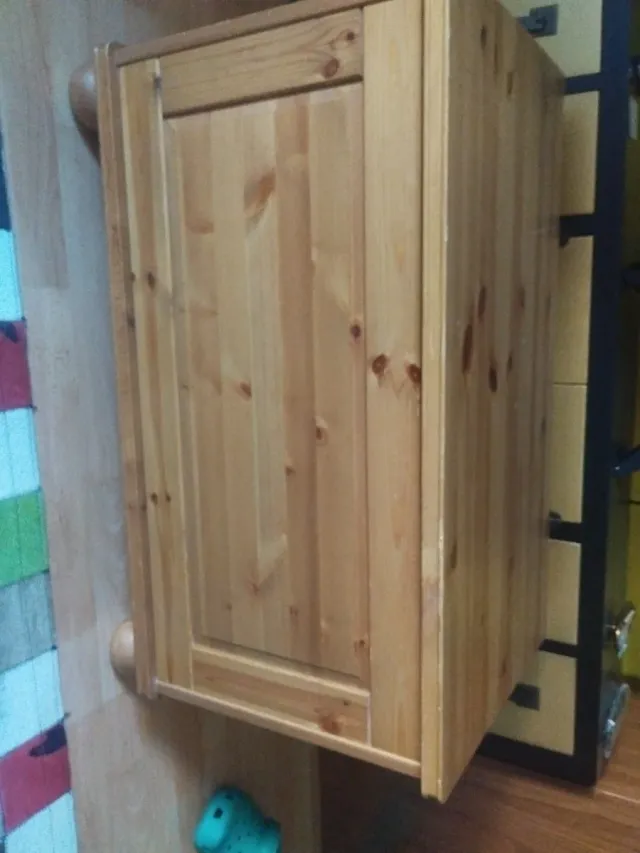 Baúl de madera rústico