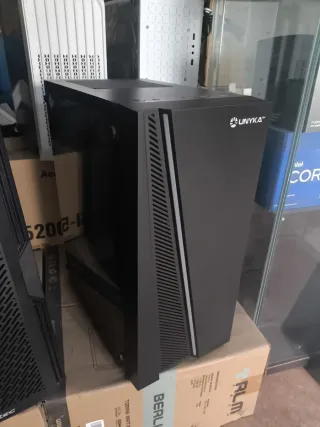 Torre Gaming Ryzen 3 2200G con 8GB Ram