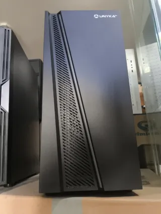 Torre Gaming Ryzen 3 2200G con 8GB Ram