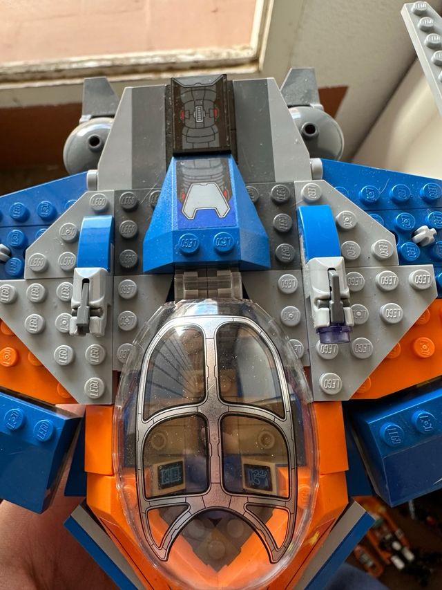 Lego Milano y Monstruo