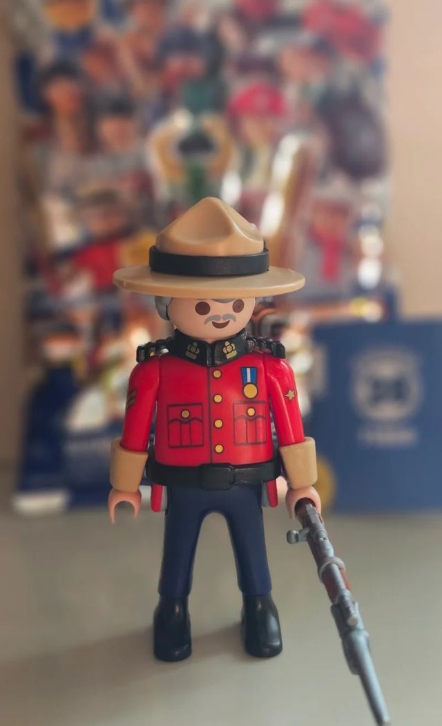 Policía montada Canadá Serie 28 Playmobil NUEVO