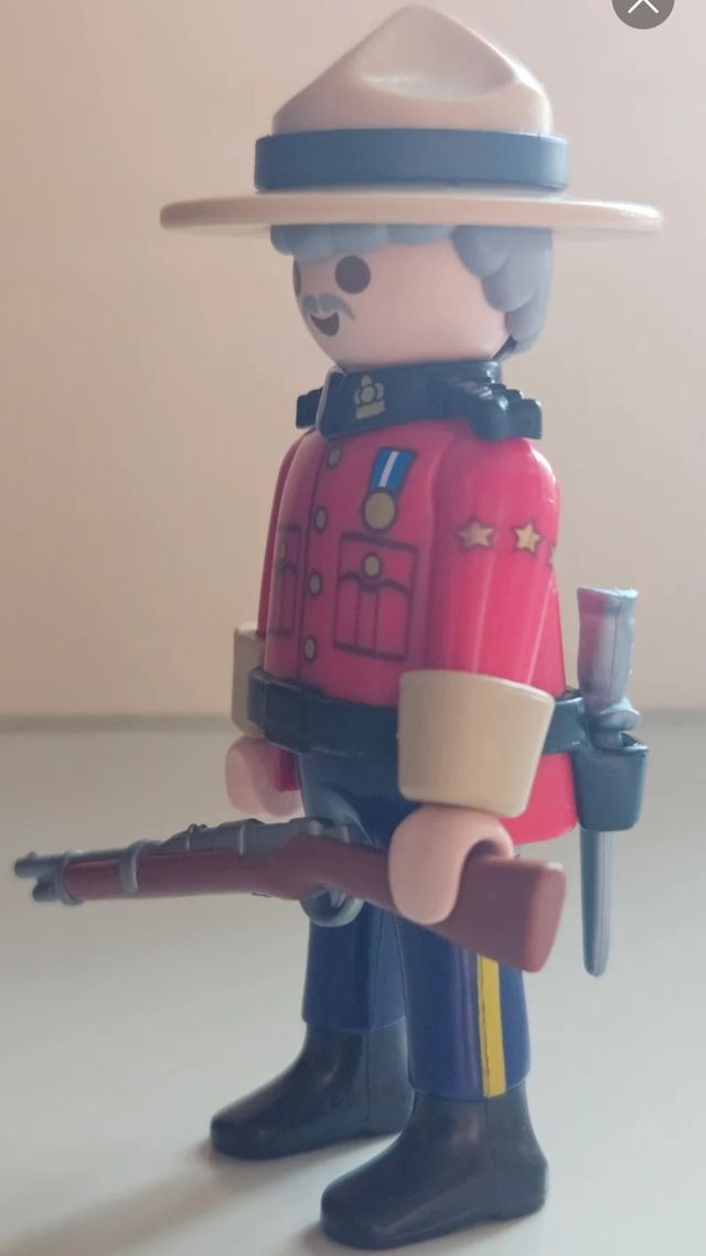 Policía montada Canadá Serie 28 Playmobil NUEVO