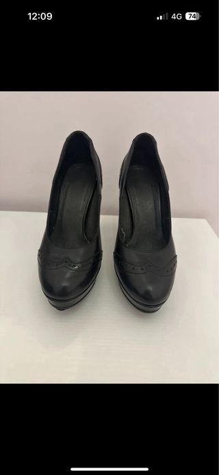 Tacchi neri in pelle