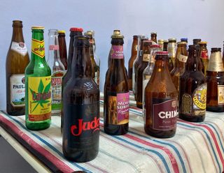 Collezione Bottiglie di Birra Varie