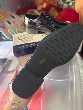 Zapatos charol LALIKAER talla 43 sin estrenar