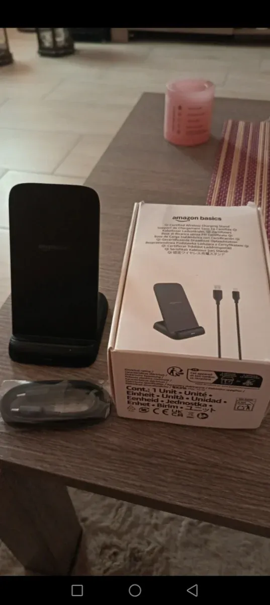Amazon Basics Stazione Ricarica Wireless
