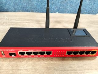MikroTik RB2011 Router WiFi 2.4GHz 10 Puertos Gigabit