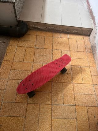 Monopatín rosa