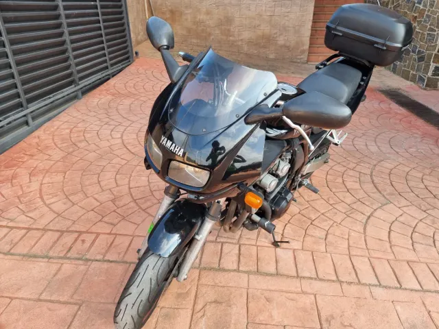 Yamaha Fazer 600 A2