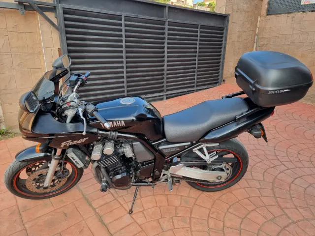 Yamaha Fazer 600 A2
