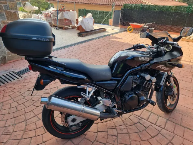 Yamaha Fazer 600 A2