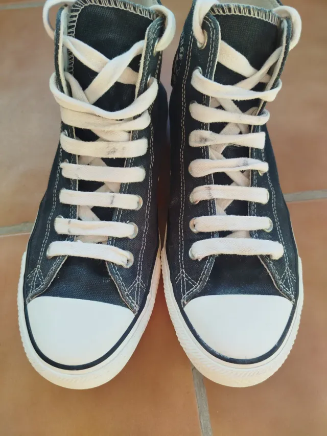 Sneakers Converse nere stile stivale