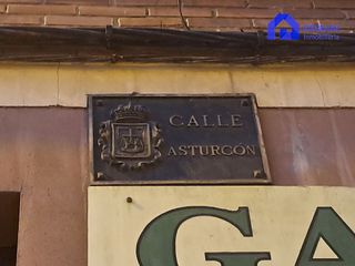 Garaje en venta en Montecerrao en Oviedo