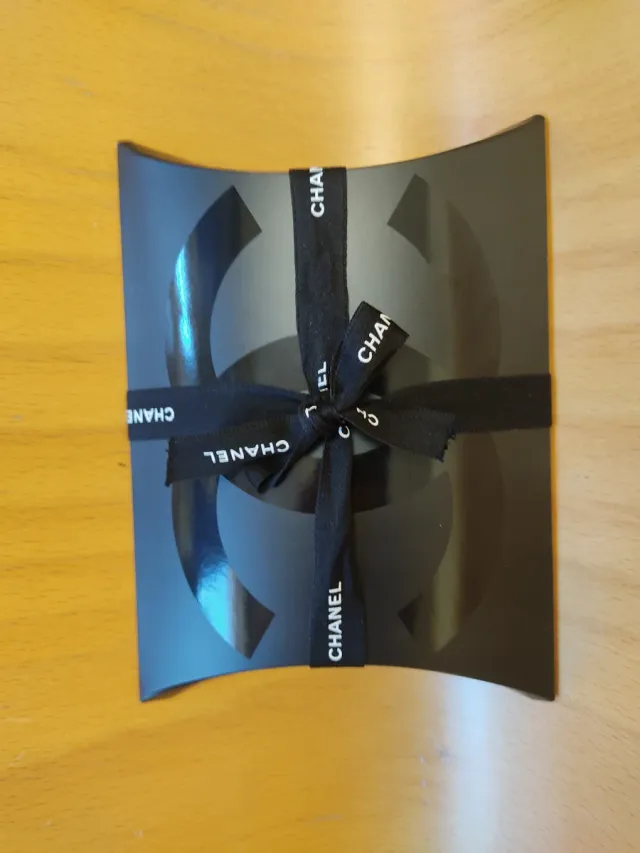 Chanel Rouge Coco Gloss Labial 106