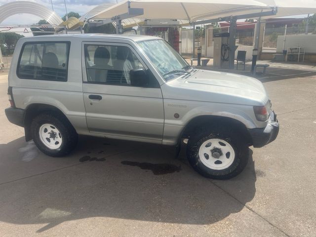 Mitsubishi Montero 1996