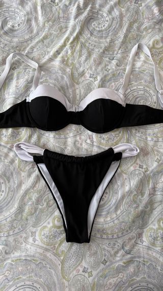 Bikini negro y blanco