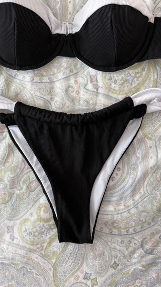 Bikini negro y blanco