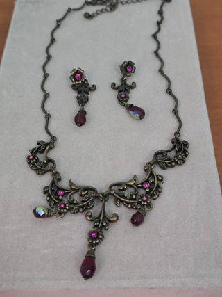 CONJUNTO DE COLLAR Y PENDIENTES VINTAGE