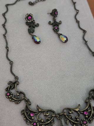 CONJUNTO DE COLLAR Y PENDIENTES VINTAGE