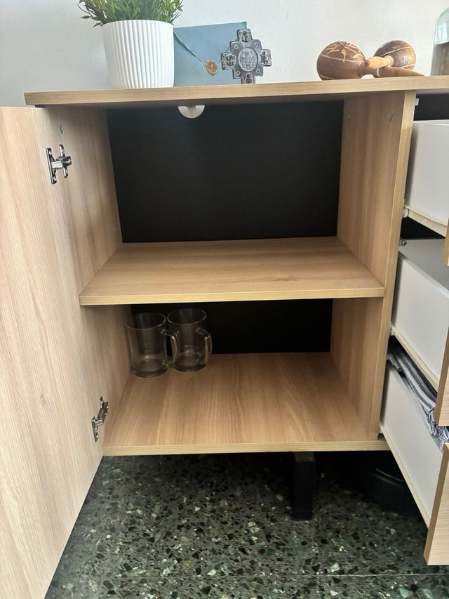 Mueble Comedor Madera y Metal Negro