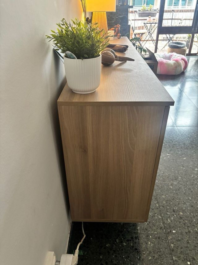 Mueble Comedor Madera y Metal Negro