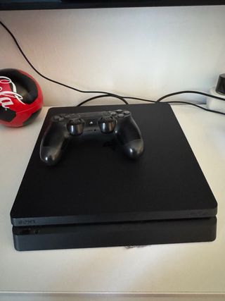 PS4 (PlayStation 4) Negra 1TB