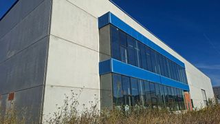 Nave industrial en venta en Cacabelos