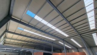 Nave industrial en venta en Cacabelos