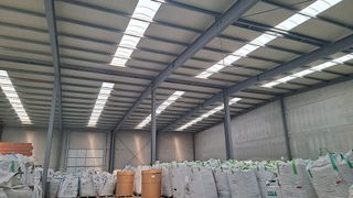 Nave industrial en venta en Cacabelos