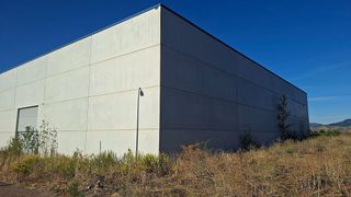Nave industrial en venta en Cacabelos