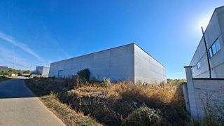 Nave industrial en venta en Cacabelos